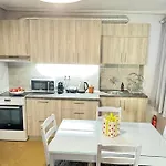 το σπίτι δίπλα στο ποτάμι *