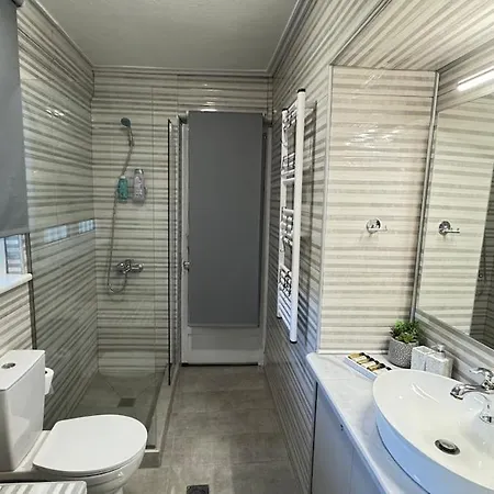 Apartamento το σπίτι δίπλα στο ποτάμι *