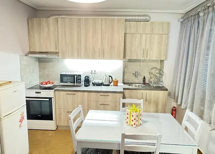 το σπίτι δίπλα στο ποτάμι *